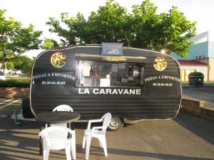 OUVERTURE CARAVANE A PIZZA